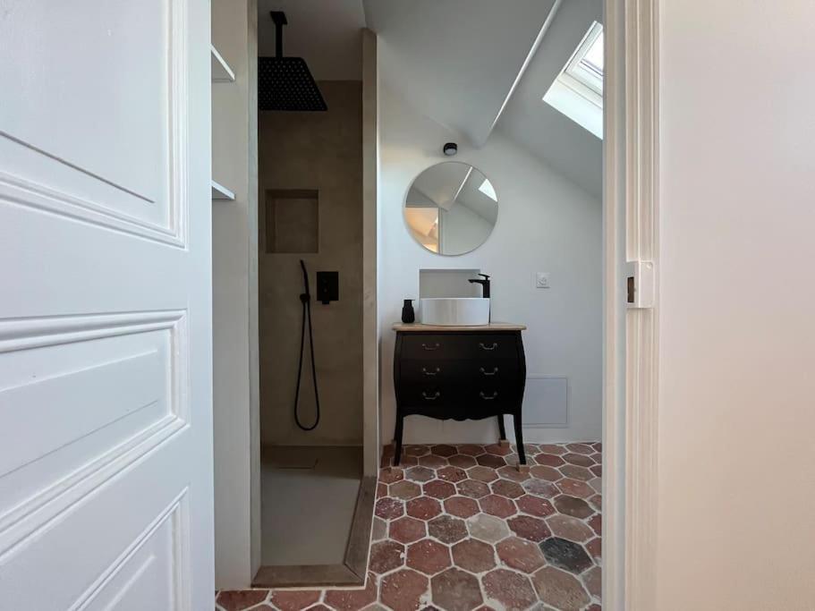 Sur Les Toits De Fontainebleau - Hypercentre Apartment ภายนอก รูปภาพ